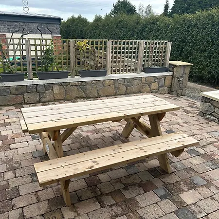 Two Bedroom Ground Floor Apartment, Professionally Managed Appartement