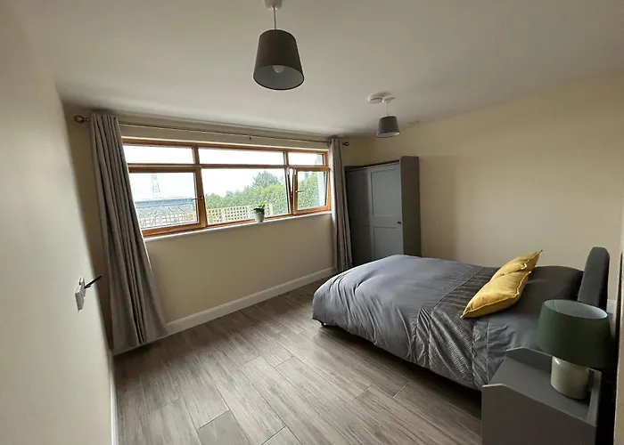 Two Bedroom Ground Floor Apartment, Professionally Managed Apartment