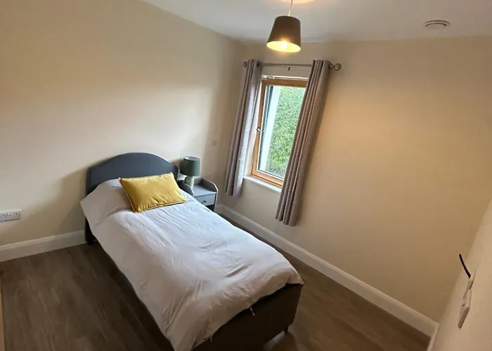 Two Bedroom Ground Floor Apartment, Professionally Managed