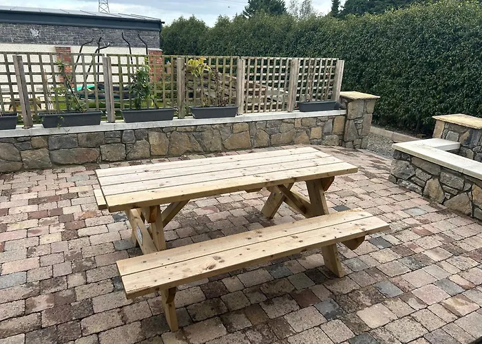 Two Bedroom Ground Floor Apartment, Professionally Managed Apartment