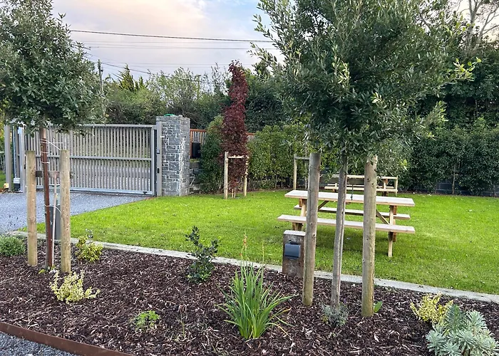 Two Bedroom Ground Floor Apartment, Professionally Managed Dublin