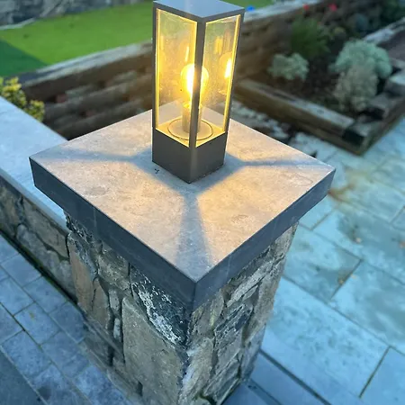 Two Bedroom Ground Floor Apartment, Professionally Managed Appartement Dublin