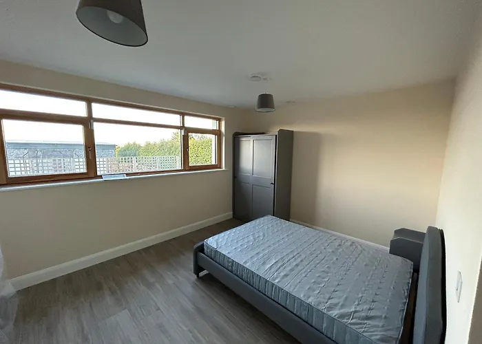 Two Bedroom Ground Floor Apartment, Professionally Managed