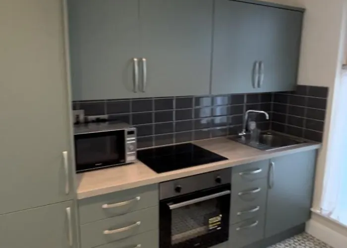 Two Bedroom Ground Floor Apartment, Professionally Managed * דבלין