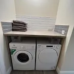Two Bedroom Ground Floor Apartment, Professionally Managed * Дублин