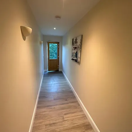 Two Bedroom Ground Floor Apartment, Professionally Managed 都柏林
